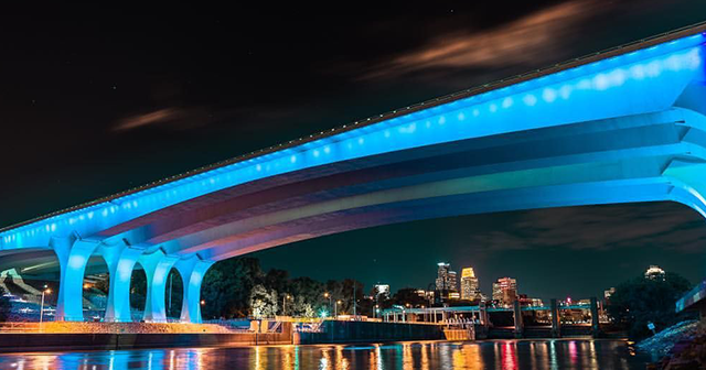 Light it up teal for Trigeminal Neuralgia 2021 - Victoria Bridge Brisbane
