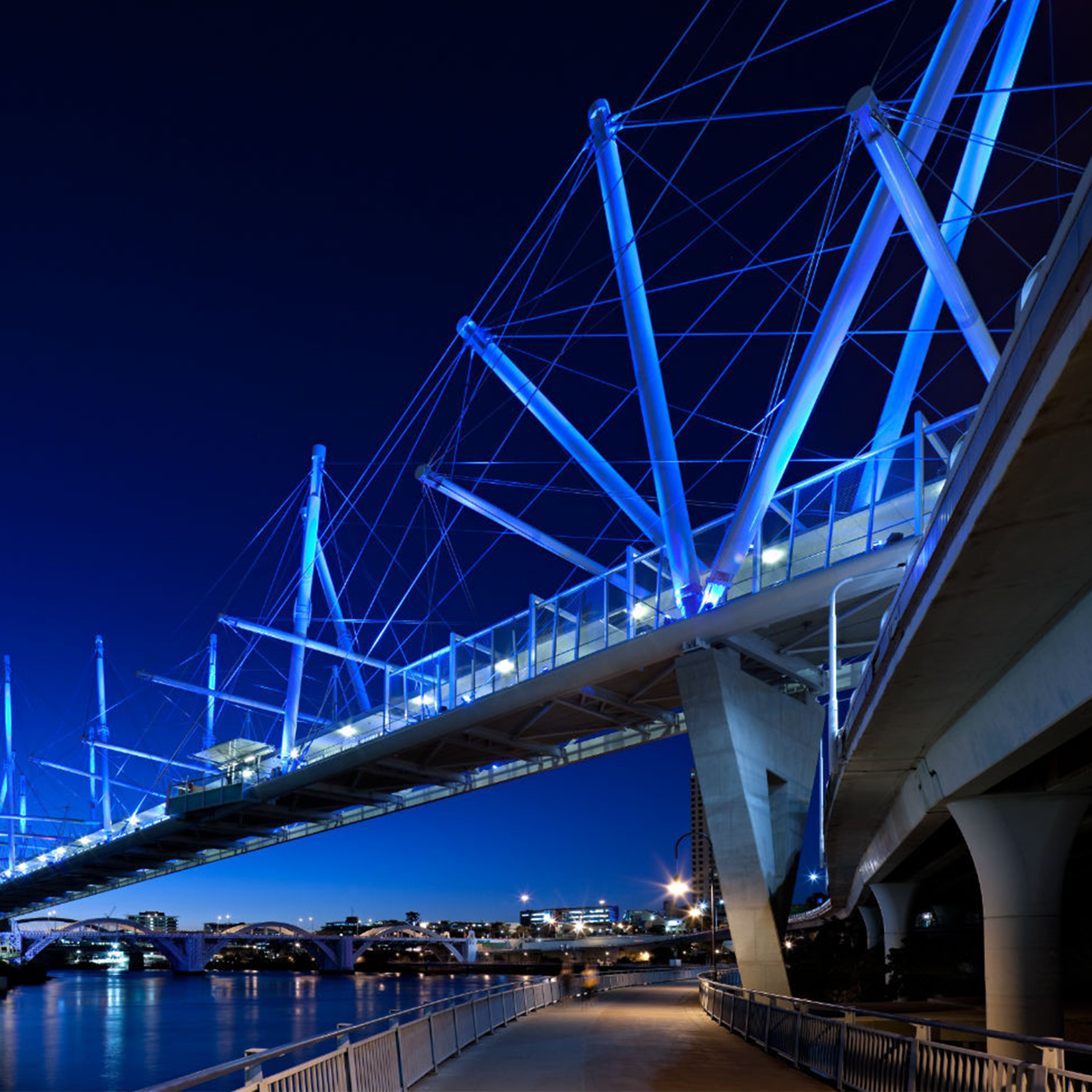 Light it up teal for Trigeminal Neuralgia 2021 - Kurilpa Bridge Brisbane